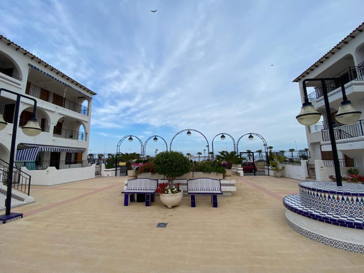 Apartamento Relax Torrevieja Exterior foto